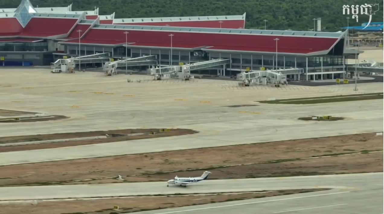 欧美乱妇日本无乱码特黄大片