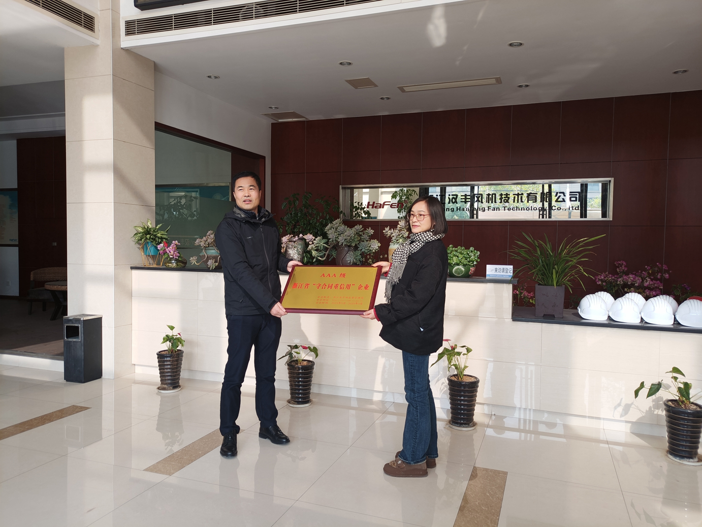 欧美乱妇日本无乱码特黄大片