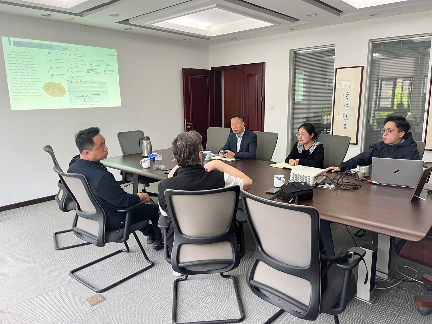 欧美乱妇日本无乱码特黄大片