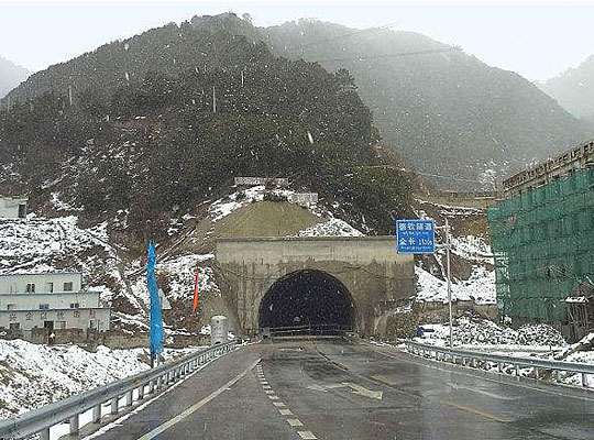 欧美乱妇日本无乱码特黄大片