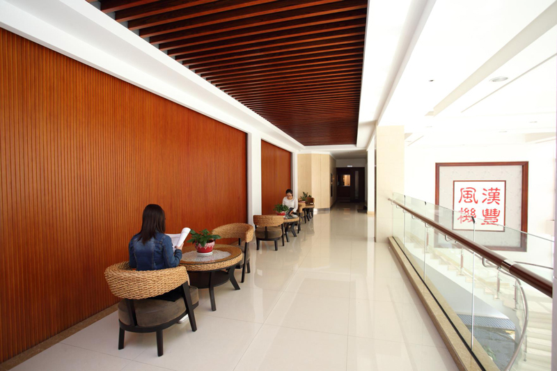 欧美乱妇日本无乱码特黄大片