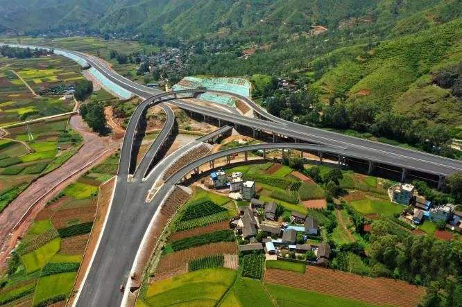 欧美乱妇日本无乱码特黄大片