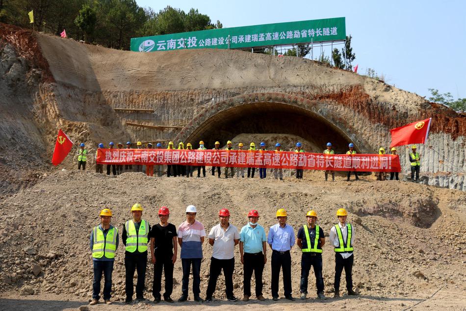 欧美乱妇日本无乱码特黄大片