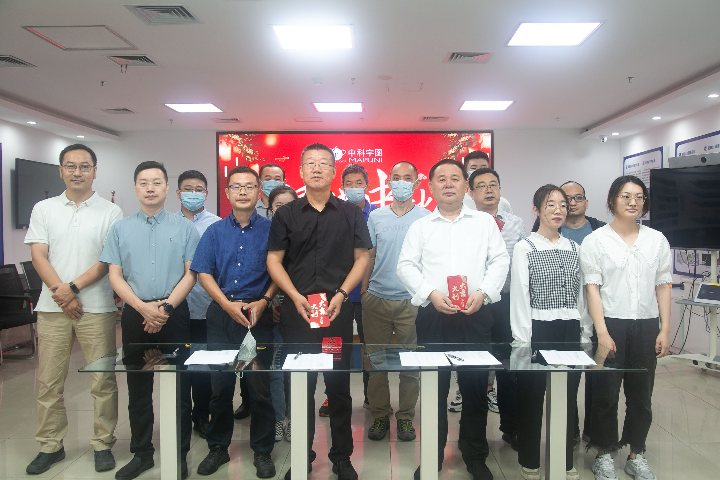 欧美乱妇日本无乱码特黄大片