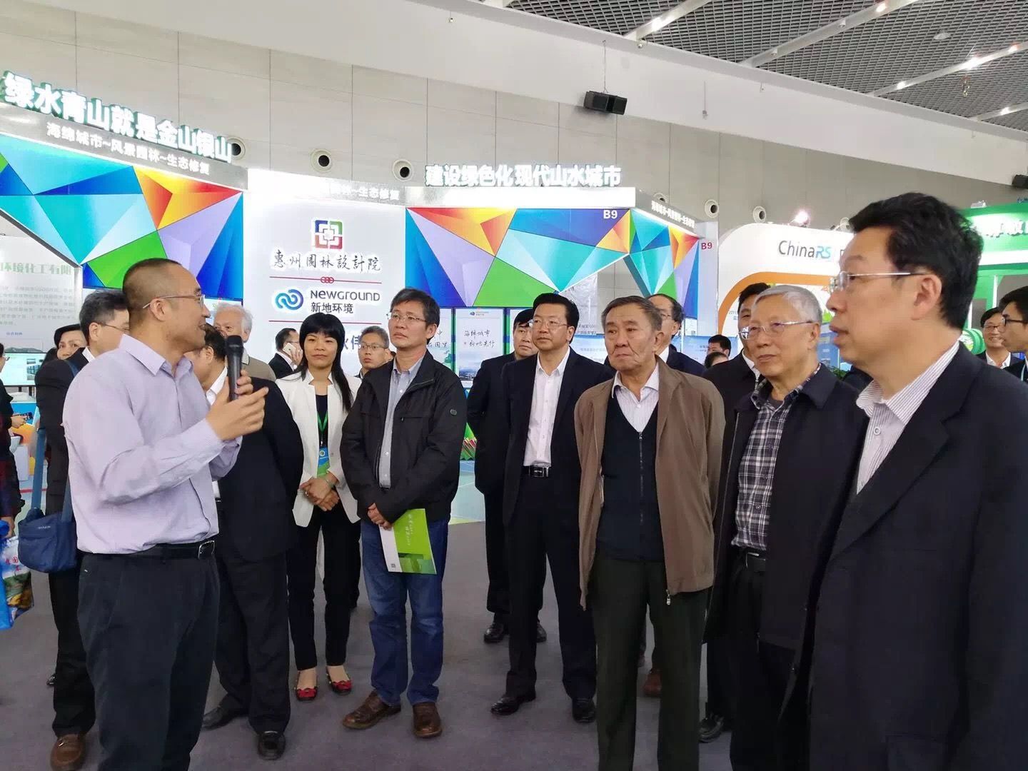 欧美乱妇日本无乱码特黄大片