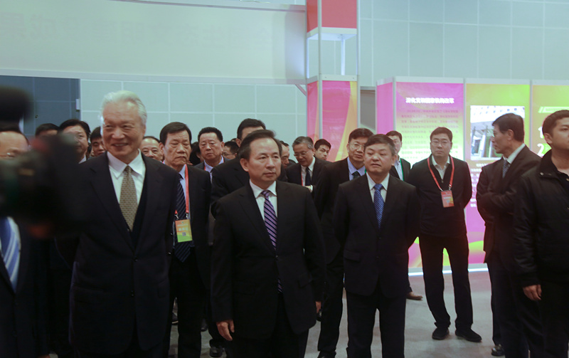 欧美乱妇日本无乱码特黄大片