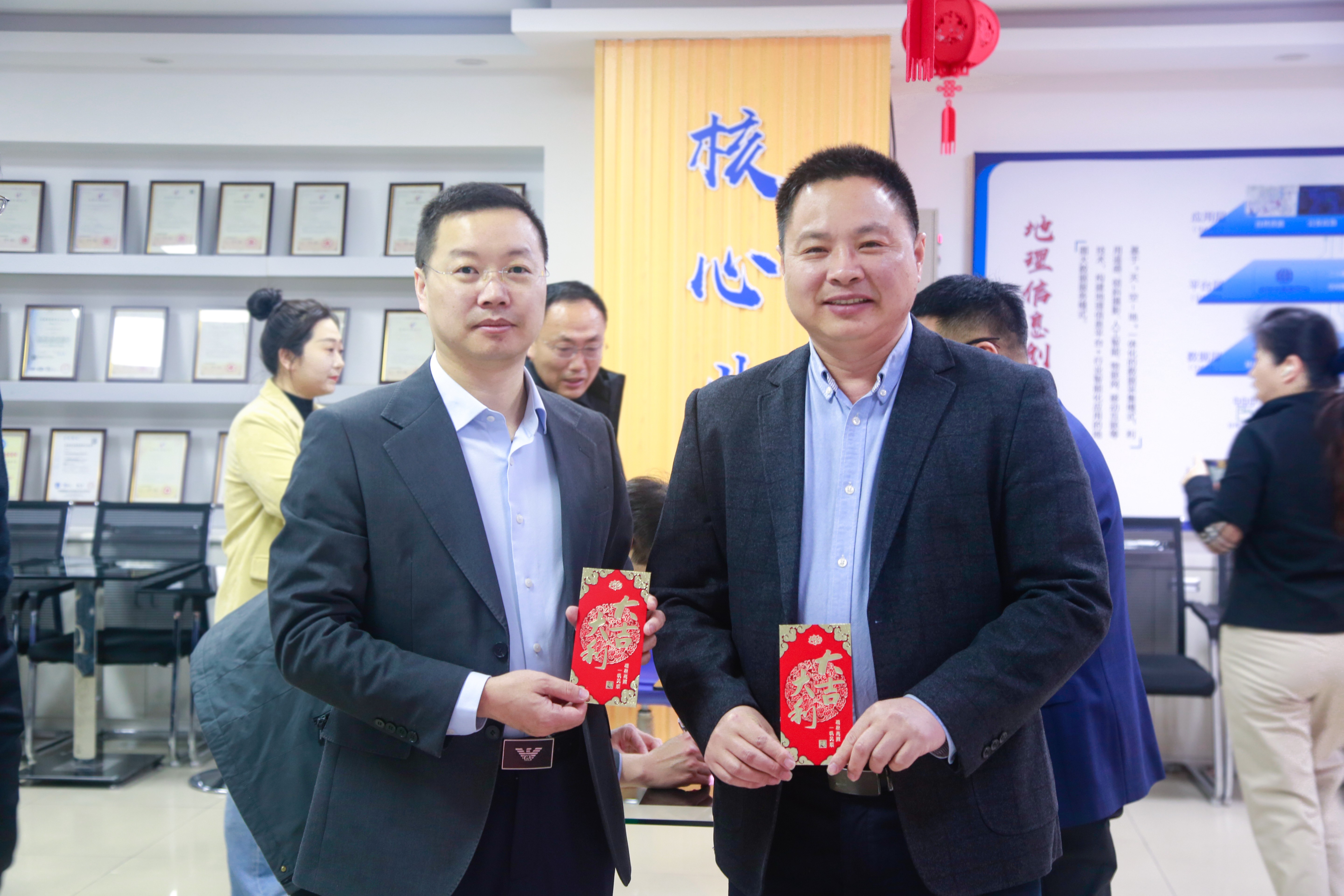 欧美乱妇日本无乱码特黄大片